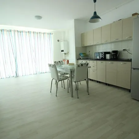 Hermes Sara Sea View Apartment *